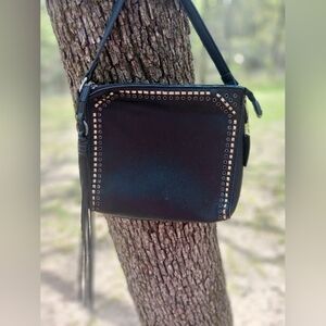 OSTO Crossbody